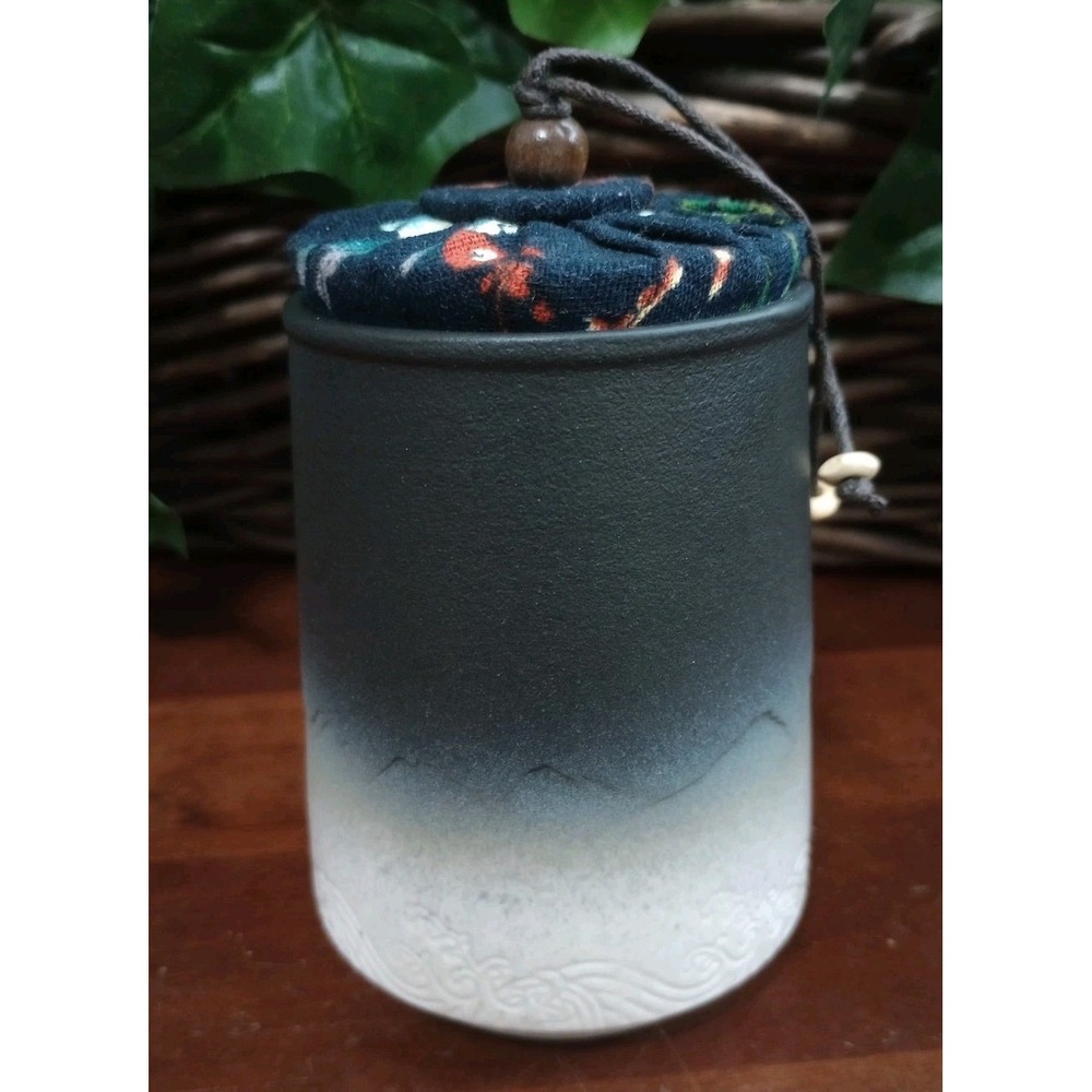 Tea Storage Container Pottery Ceramic With Cloth Airtight Lid - Black And White